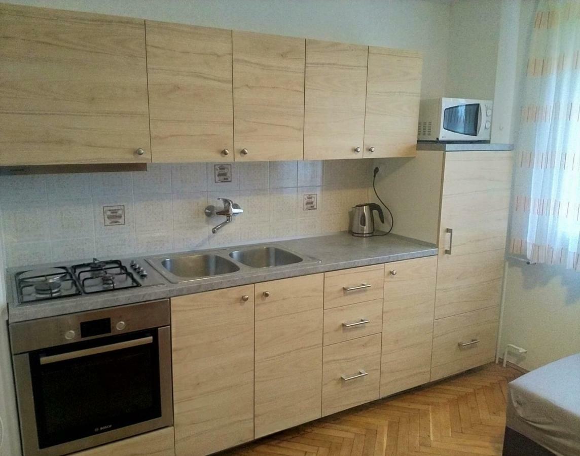 Apartment Marija Умаг Экстерьер фото